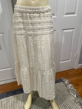 Cream Tiered Ruffled Maxi Skirt/ Size Large